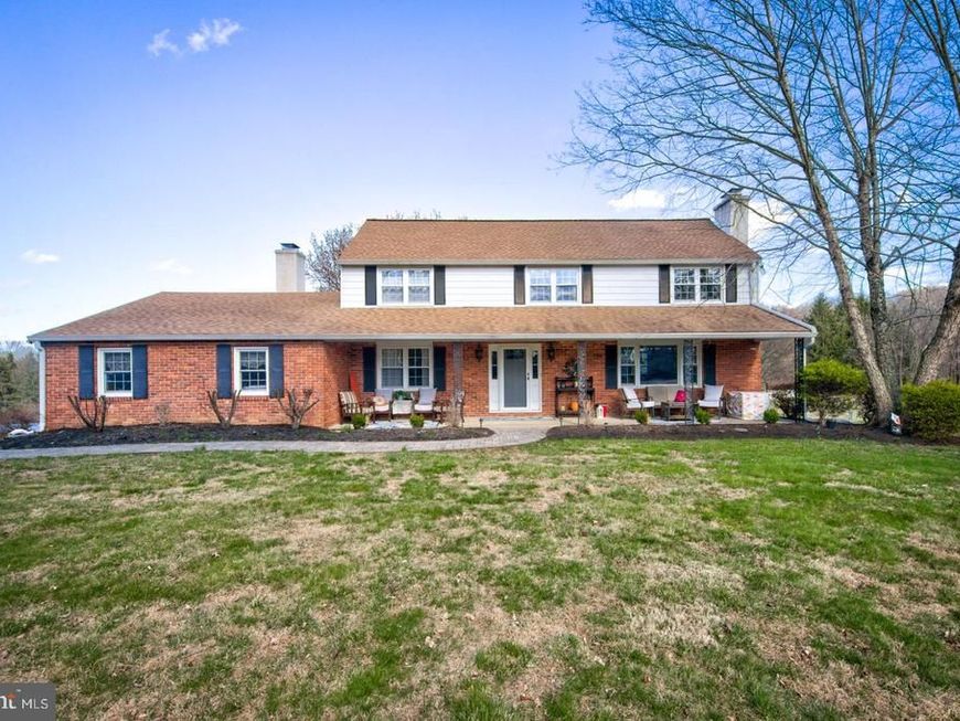 115 Diamond Rock Road, Phoenixville, PA 19460 Main Photo