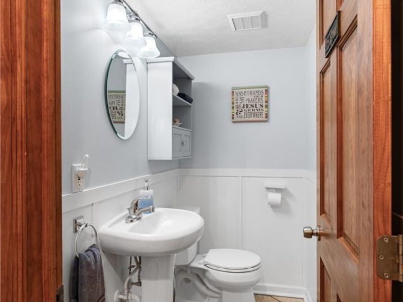 27446 Benwood Circle, North Olmsted, OH 44070 Photo 15