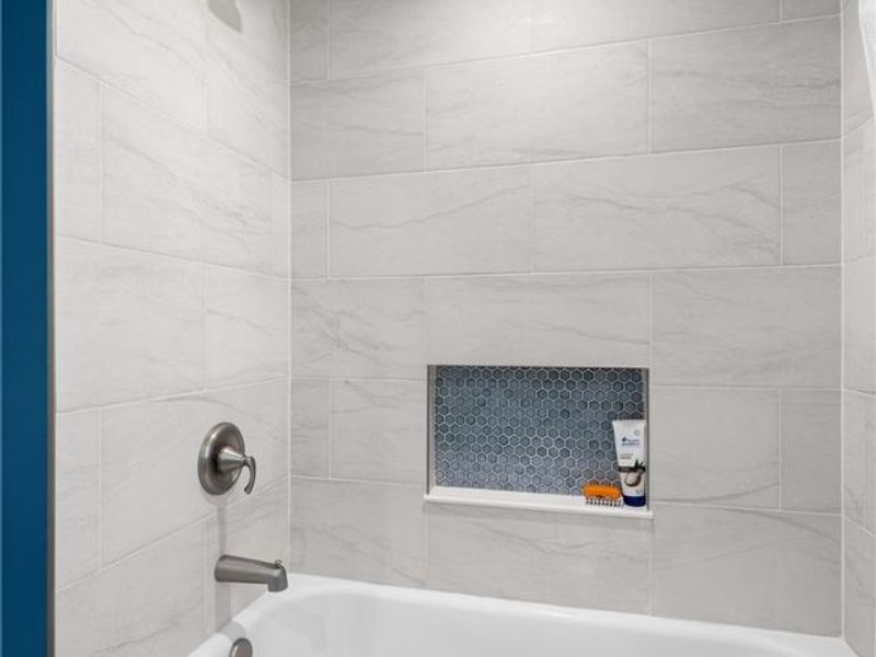 27446 Benwood Circle, North Olmsted, OH 44070 Photo 23