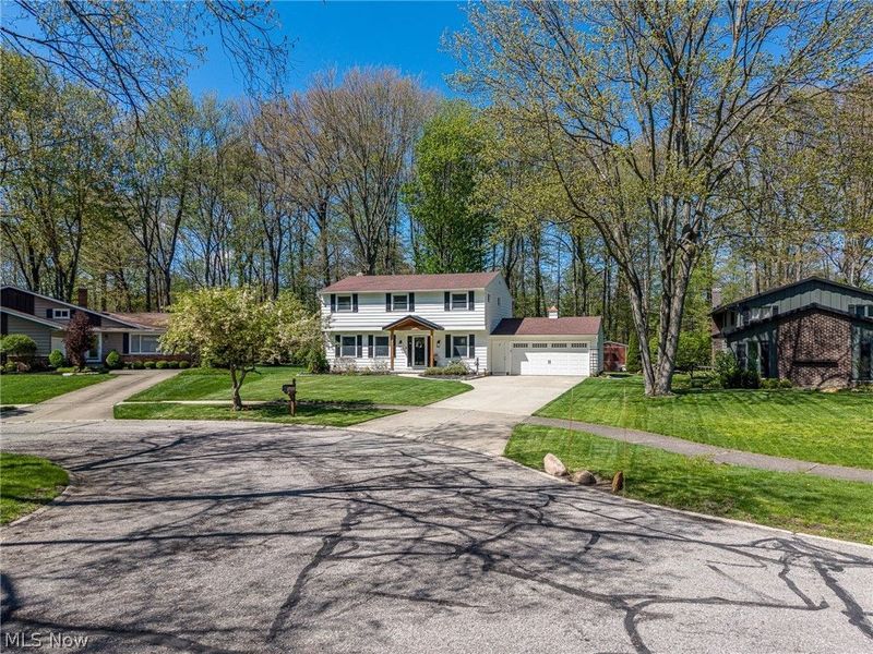 27446 Benwood Circle, North Olmsted, OH 44070 Photo 3