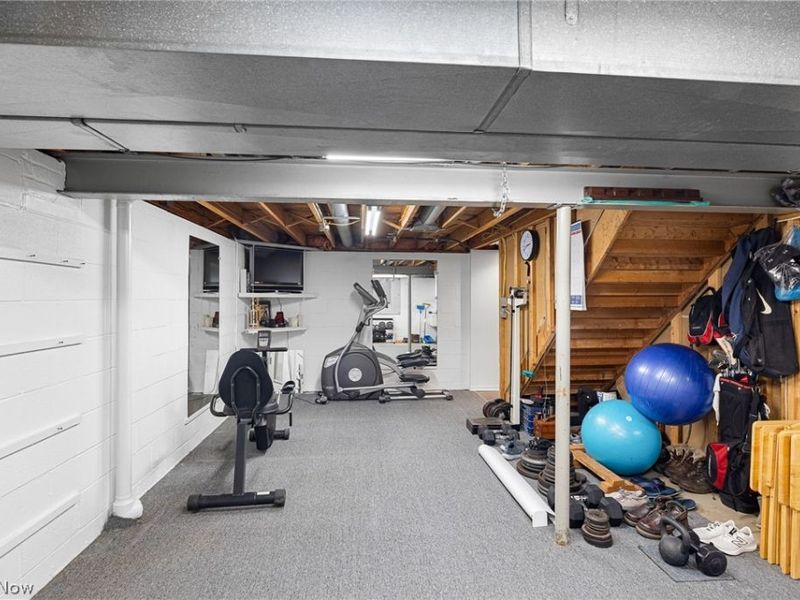 27446 Benwood Circle, North Olmsted, OH 44070 Photo 32