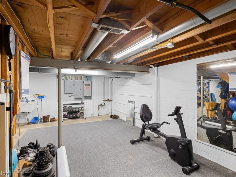 27446 Benwood Circle, North Olmsted, OH 44070 Photo 33