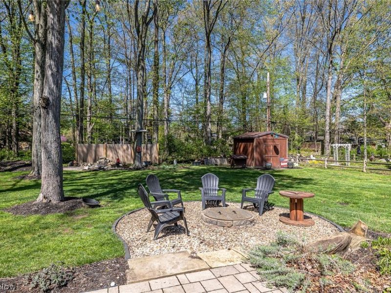 27446 Benwood Circle, North Olmsted, OH 44070 Photo 43