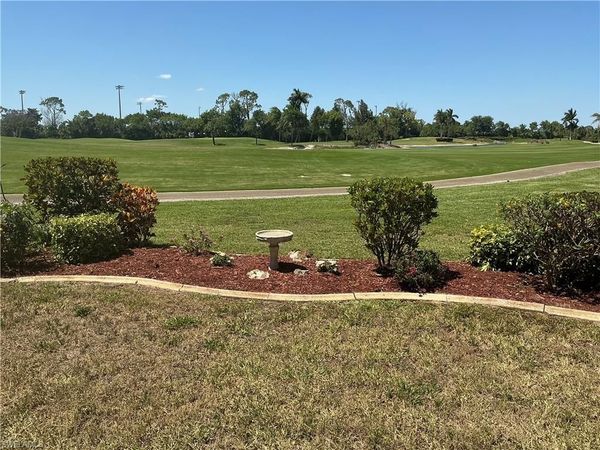 5805 Trailwinds DR, Unit 314, FORT MYERS, FL 33907