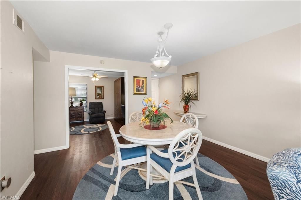 5805 Trailwinds Dr, Unit 314, Fort Myers, FL 33907 Photo