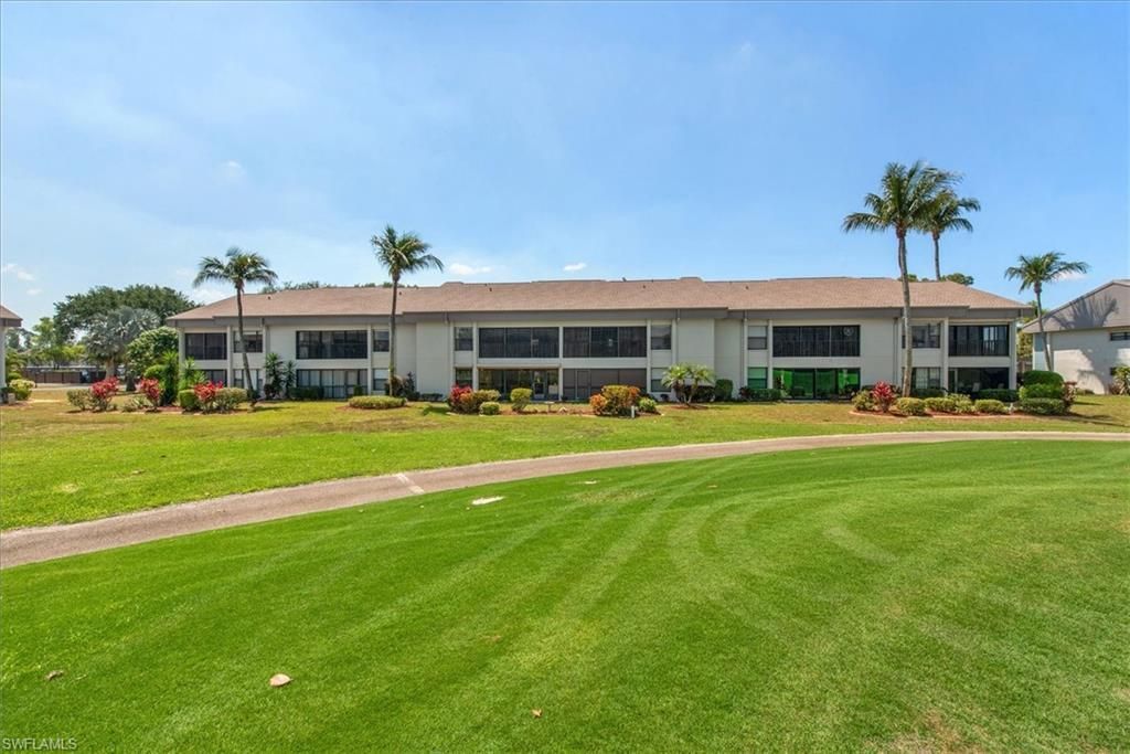 5805 Trailwinds Dr, Unit 314, Fort Myers, FL 33907 Photo