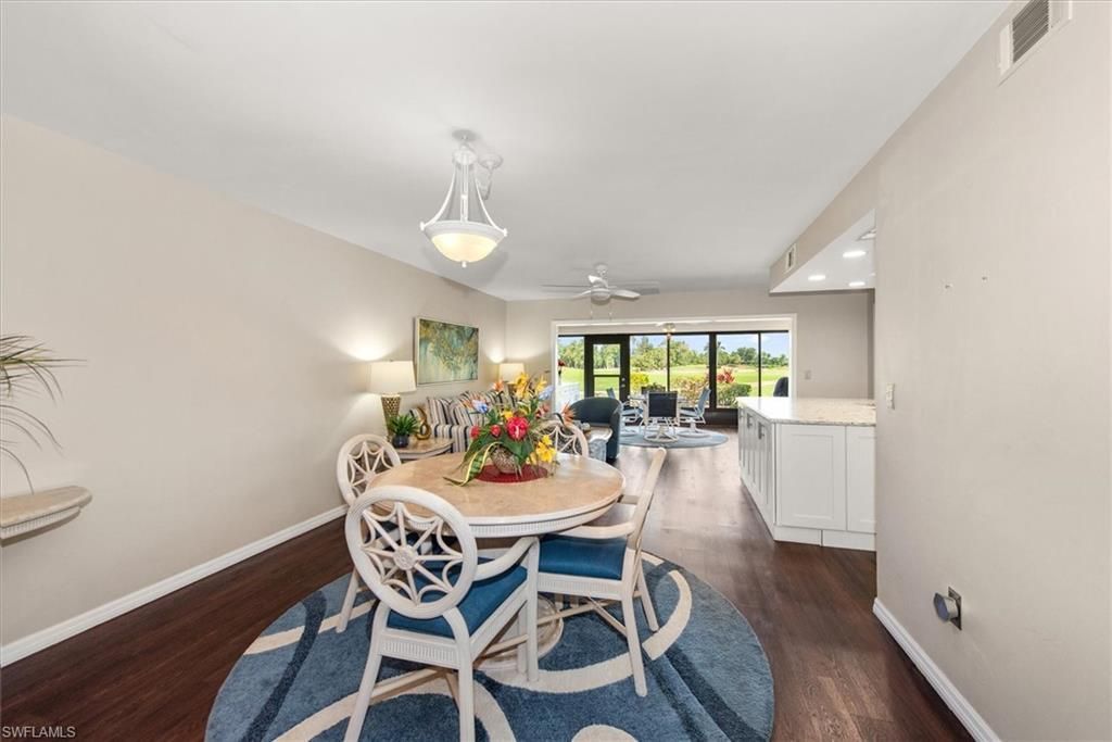 5805 Trailwinds Dr, Unit 314, Fort Myers, FL 33907 Photo