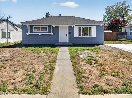 539 L Street, Sparks, NV 89431 Photo