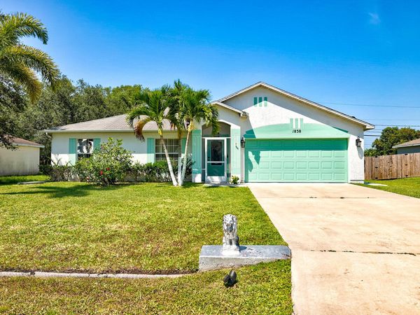 1838 SE Genaro Terrace, Port St. Lucie, FL 34952