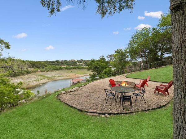 25420 Cove DR, Spicewood, TX 78669