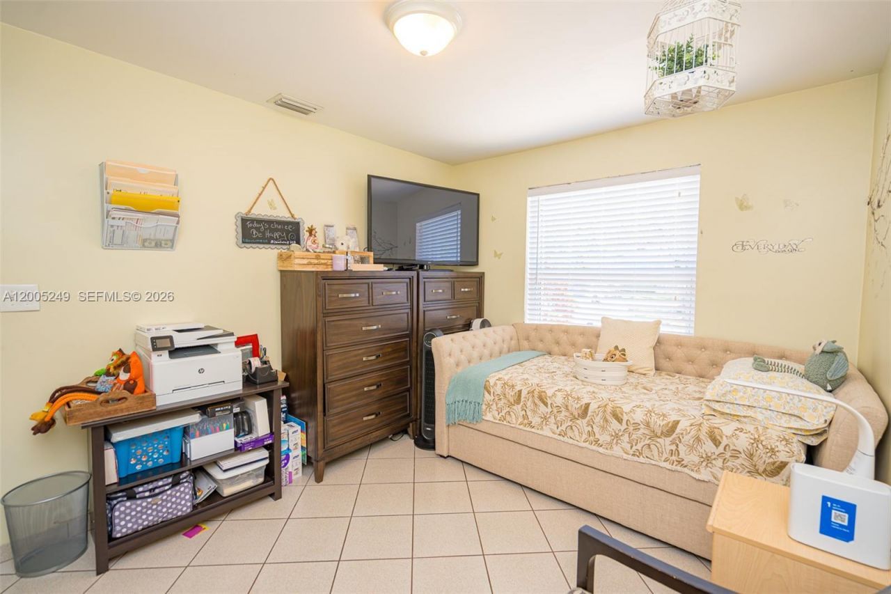 9786 SW 222nd Ter, Cutler Bay, FL 33190 Photo