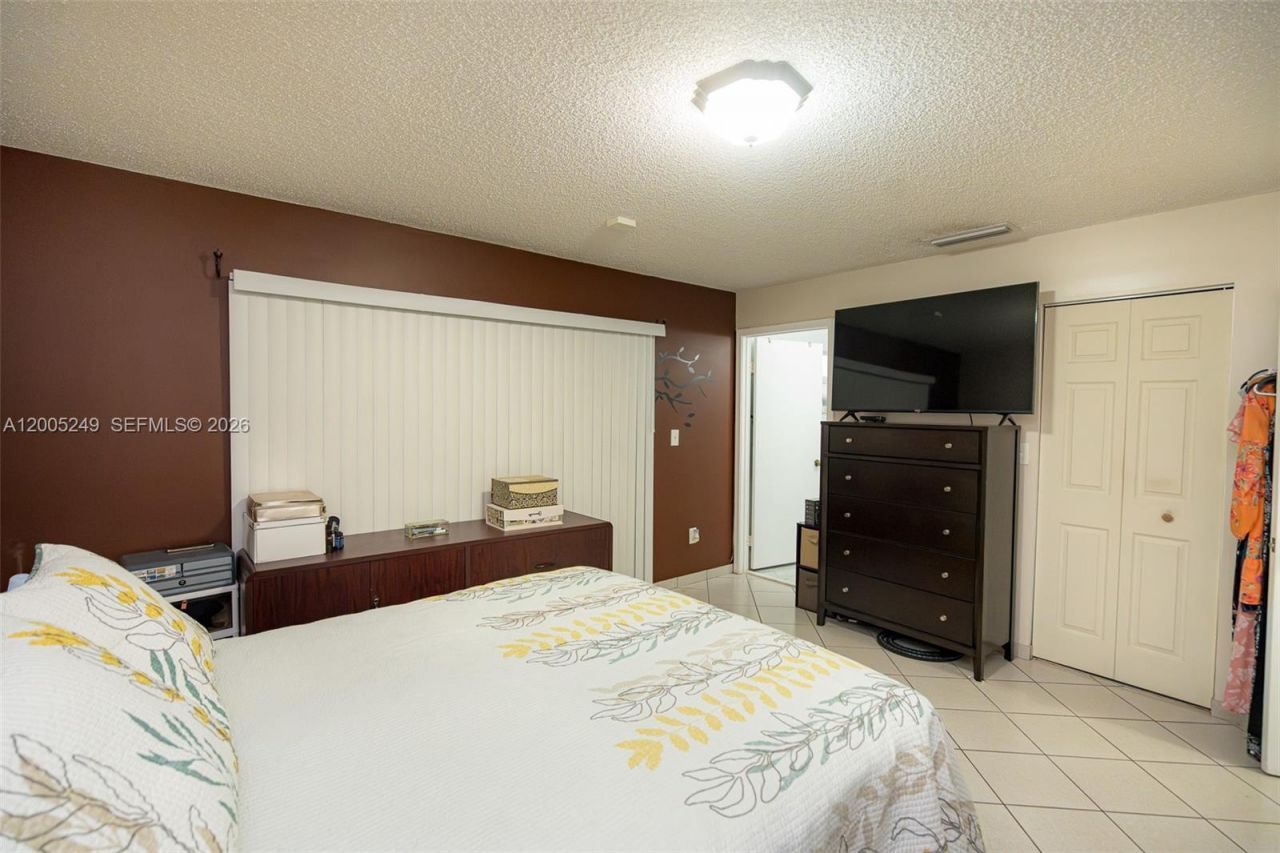 9786 SW 222nd Ter, Cutler Bay, FL 33190 Photo