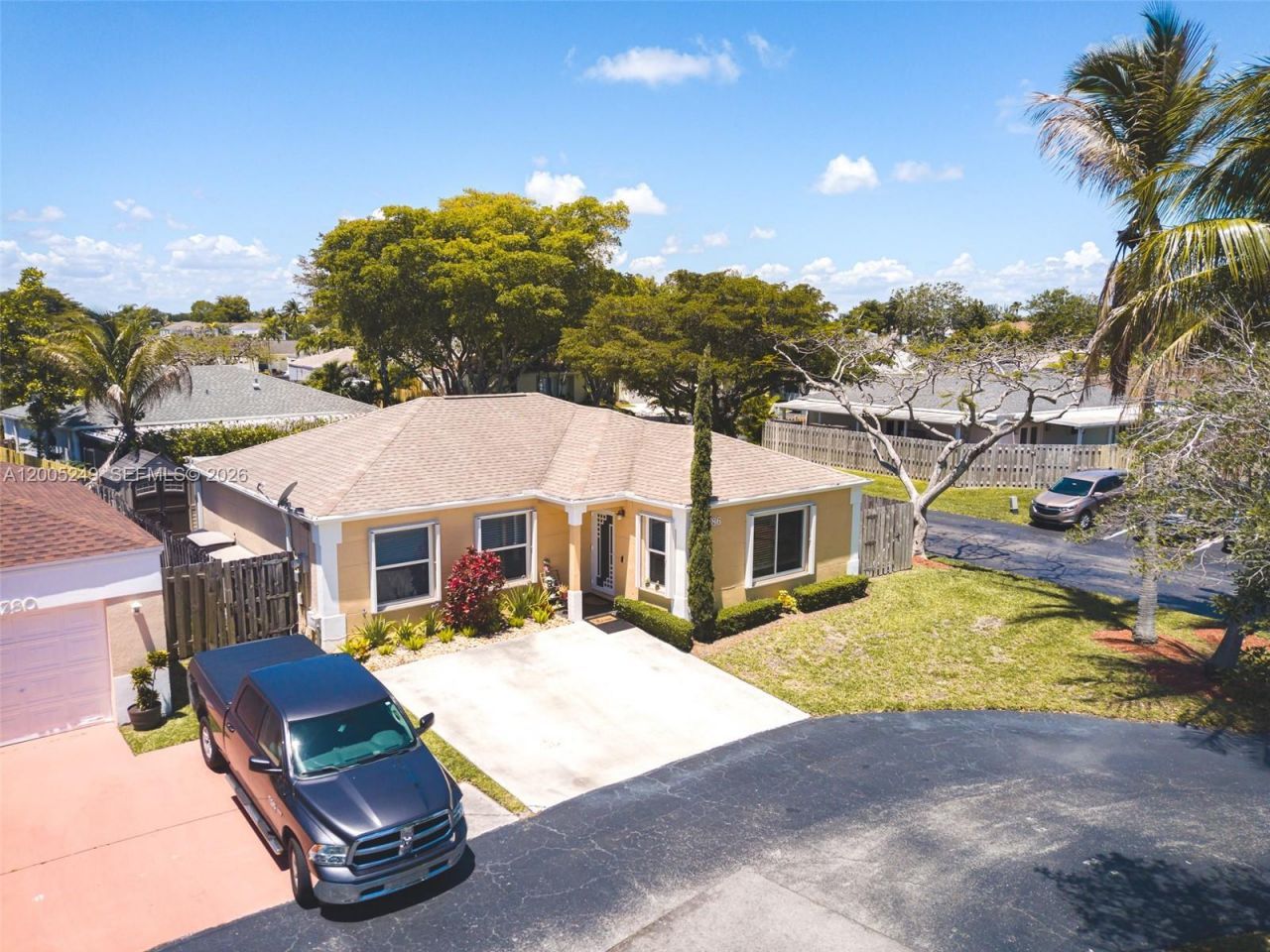 9786 SW 222nd Ter, Cutler Bay, FL 33190 Photo