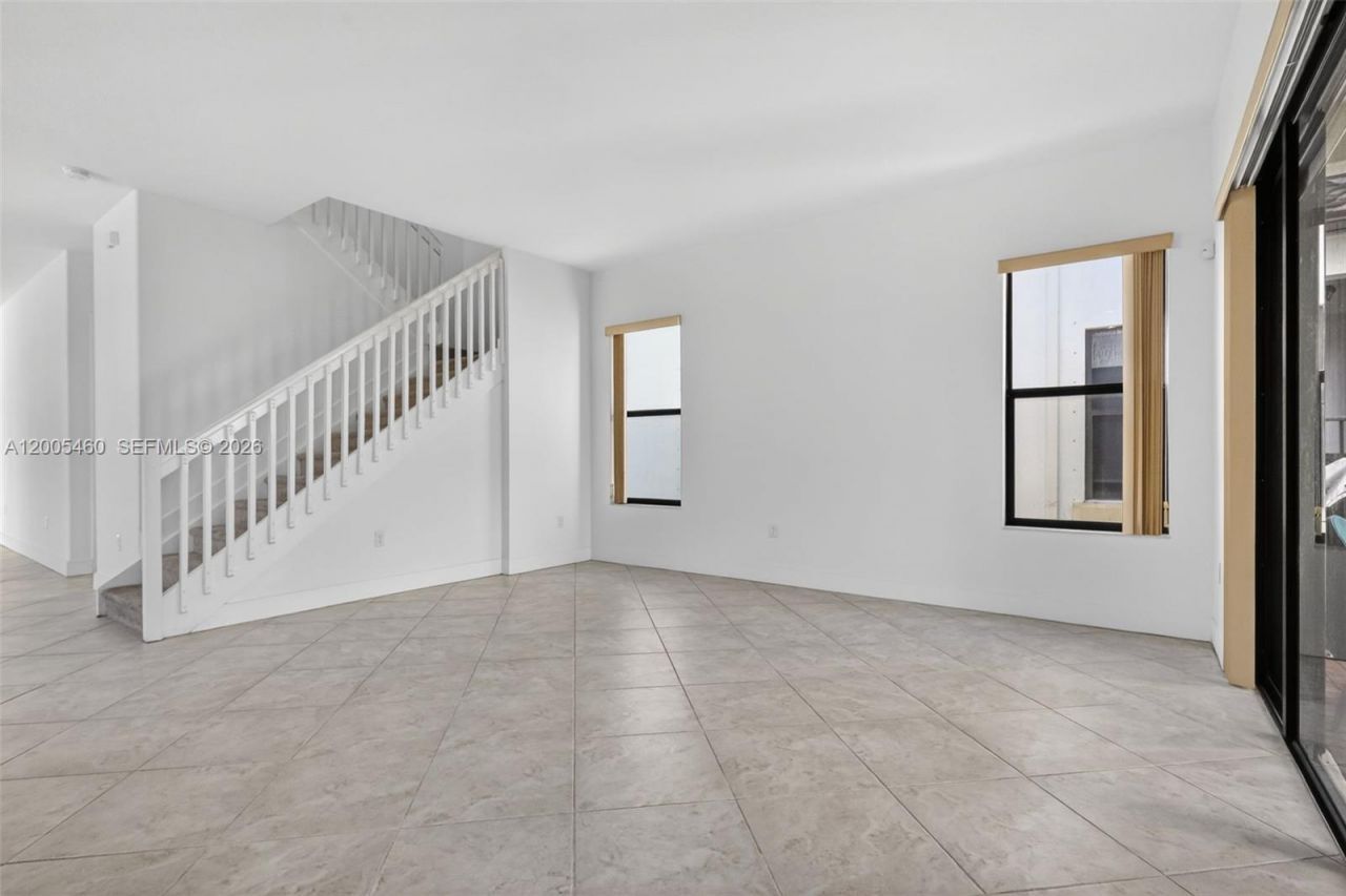 9886 W 34th Ave, Hialeah, FL 33018 Photo