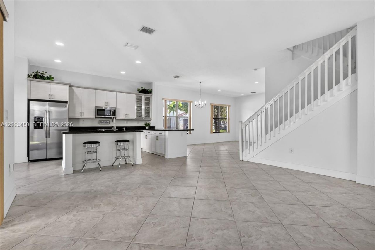9886 W 34th Ave, Hialeah, FL 33018 Photo