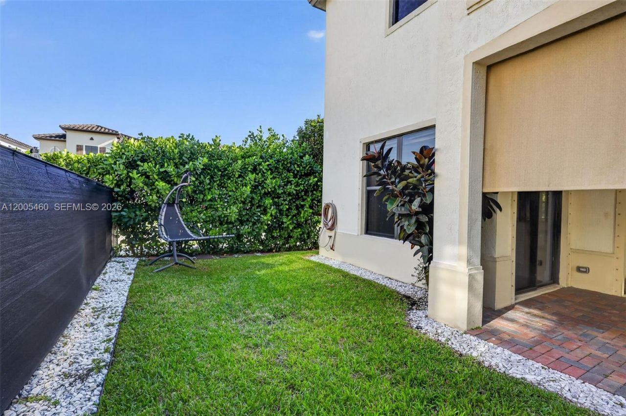 9886 W 34th Ave, Hialeah, FL 33018 Photo