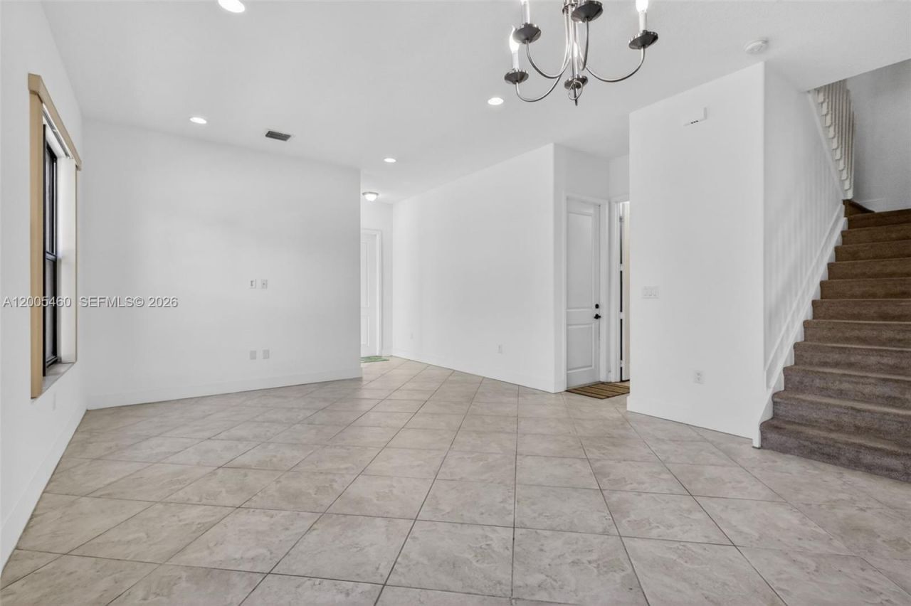 9886 W 34th Ave, Hialeah, FL 33018 Photo
