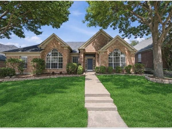 10204 Napa Valley Drive , Frisco, TX 75035
