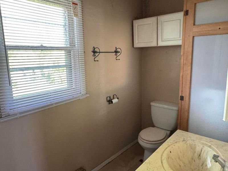 27 State Street, Jeffersonville, OH 43128 Photo 16