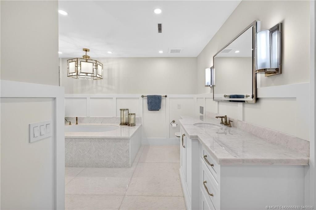 2812 SE Dune Drive, Unit 1102, Stuart, FL 34996 Photo