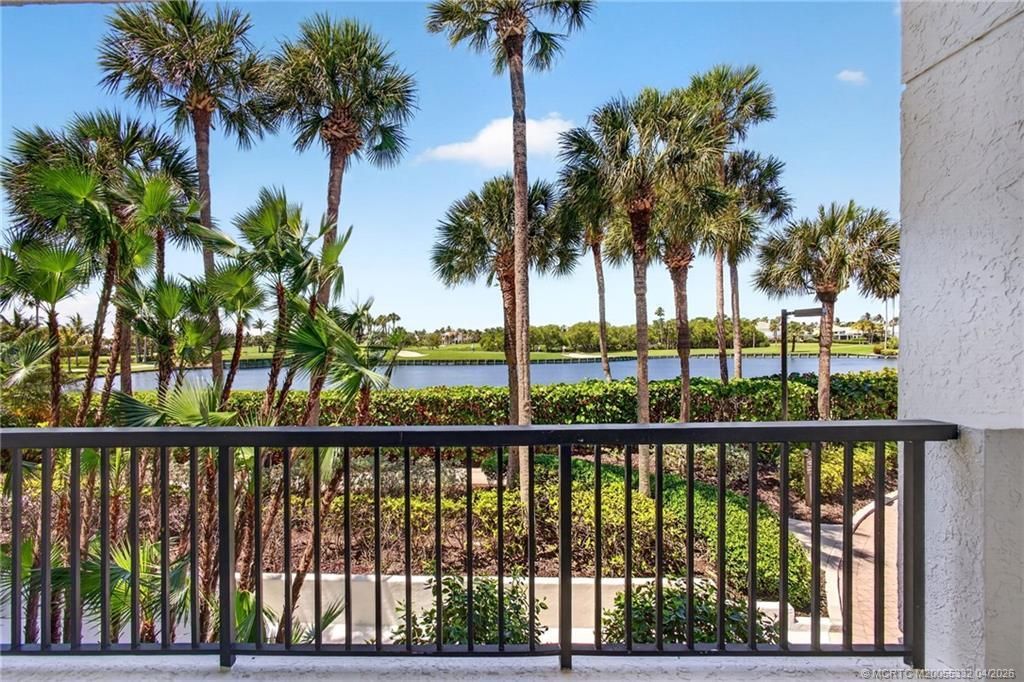 2812 SE Dune Drive, Unit 1102, Stuart, FL 34996 Photo