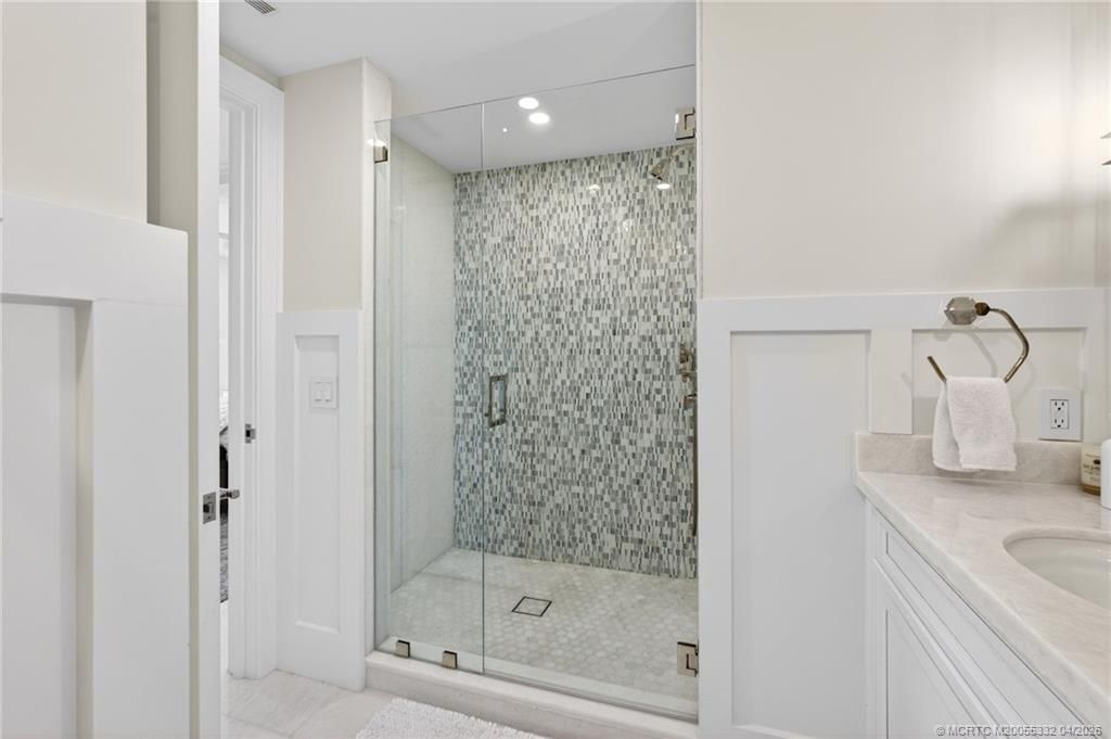 2812 SE Dune Drive, Unit 1102, Stuart, FL 34996 Photo