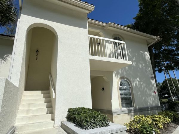 237 Cypress Point Drive, Unit 237, Palm Beach Gardens, FL 33418