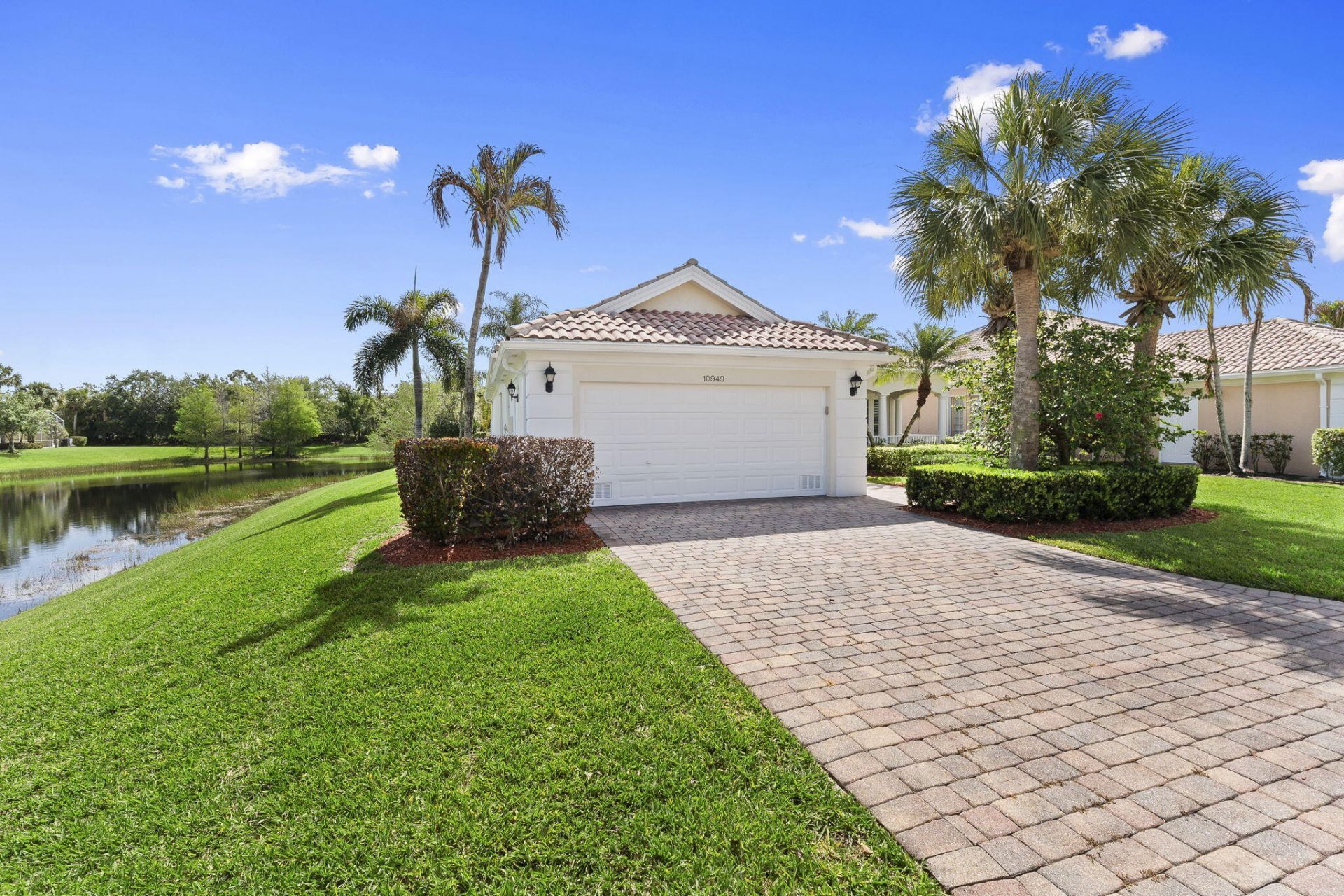 10949 SW Blue Mesa Way, Port Saint Lucie, FL 34987 Photo