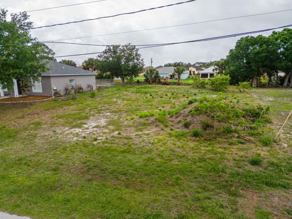 1110 SW Hunnicut Avenue, Port St. Lucie, FL 34953