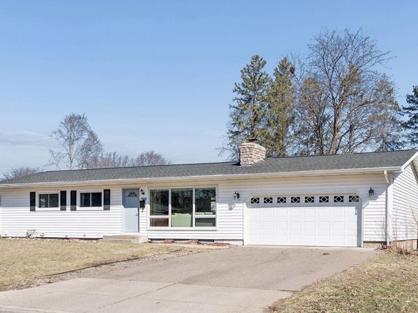 2712 Ohenry Road, Brooklyn Center, MN 55430