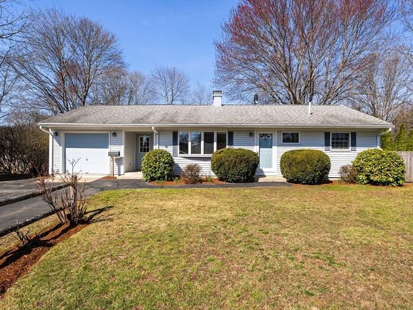 36 Baldwin Ave, Framingham, MA 01701