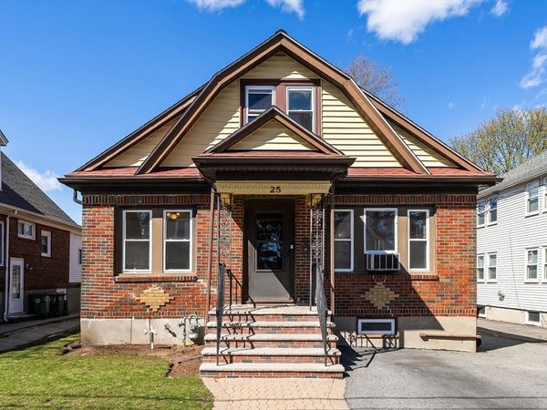 25 Merrifield Ave, Watertown, MA 02472