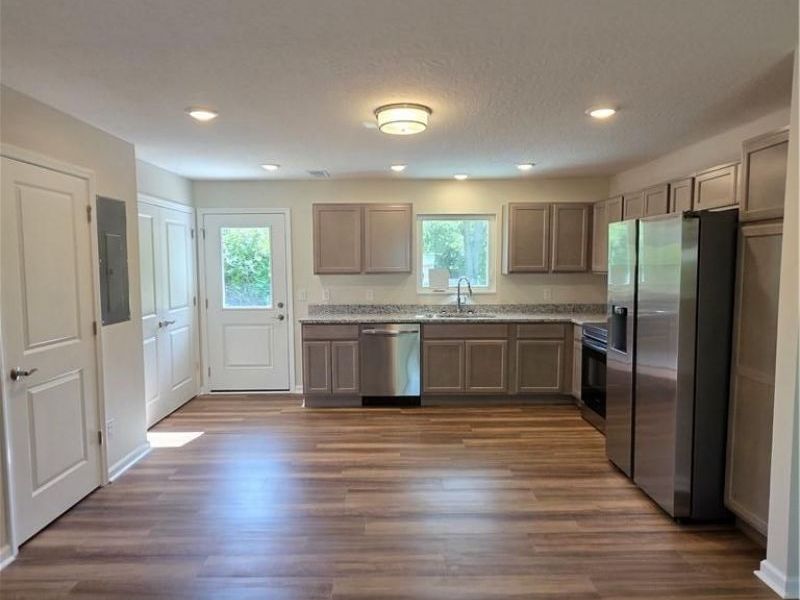 1511 Azalea Drive, Trotwood, OH 45417 Photo 5