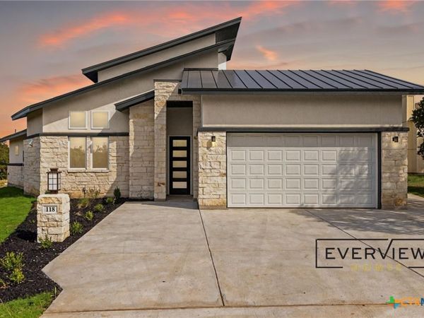 118 Cap Rock , Horseshoe Bay, TX 78657