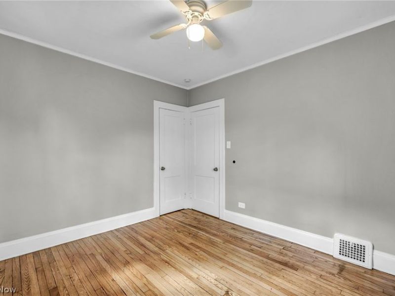 921 Helmsdale Road, Cleveland Heights, OH 44112 Photo 23