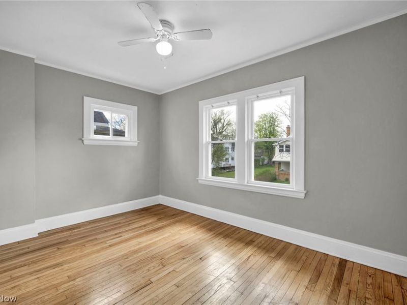 921 Helmsdale Road, Cleveland Heights, OH 44112 Photo 24