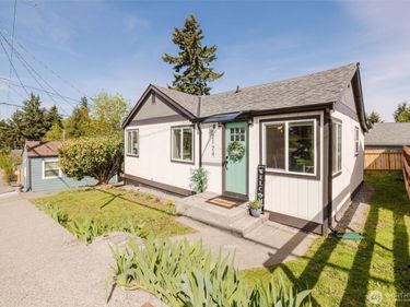 2124 15th Street , Bremerton, WA 98312