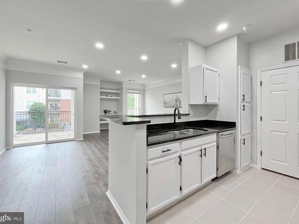 1600 SPRING GATE DRIVE, Unit 2211, MCLEAN, VA 22102