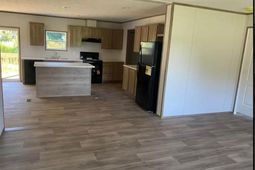 52 Oakdale Road  photo 4