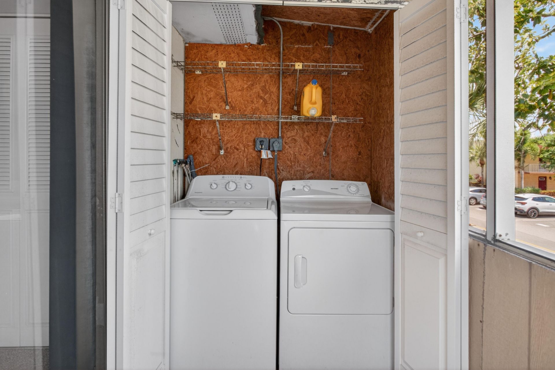 82 Flanders B, Delray Beach, FL 33484 Photo