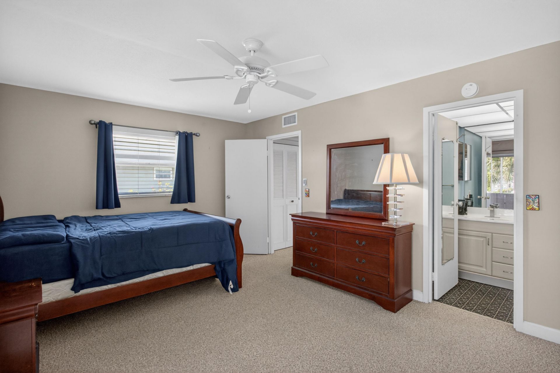 82 Flanders B, Delray Beach, FL 33484 Photo