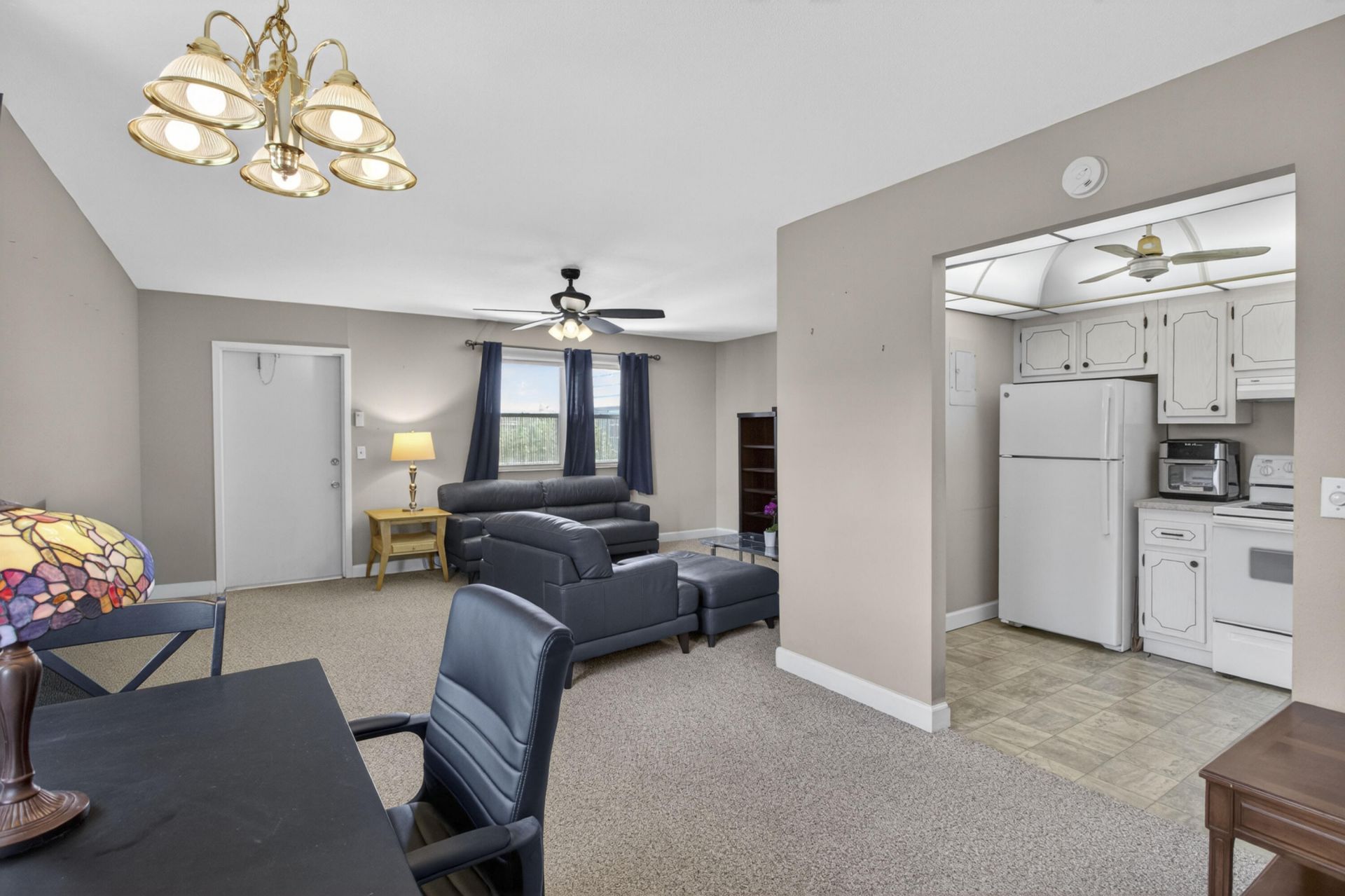 82 Flanders B, Delray Beach, FL 33484 Photo