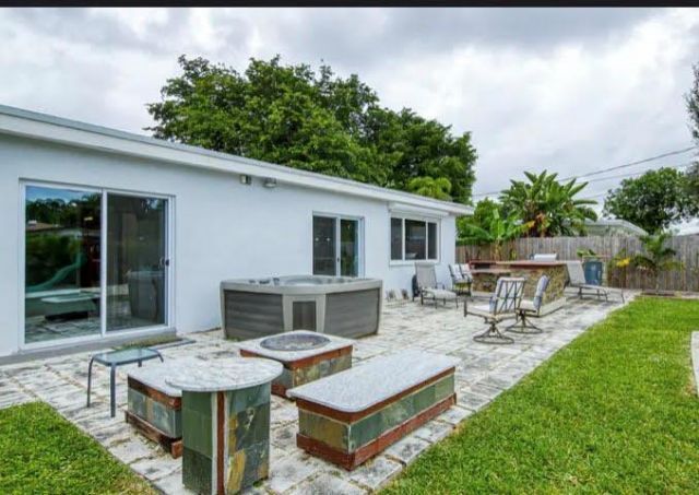 1905 N 45th Avenue, Hollywood, FL 33021 Photo