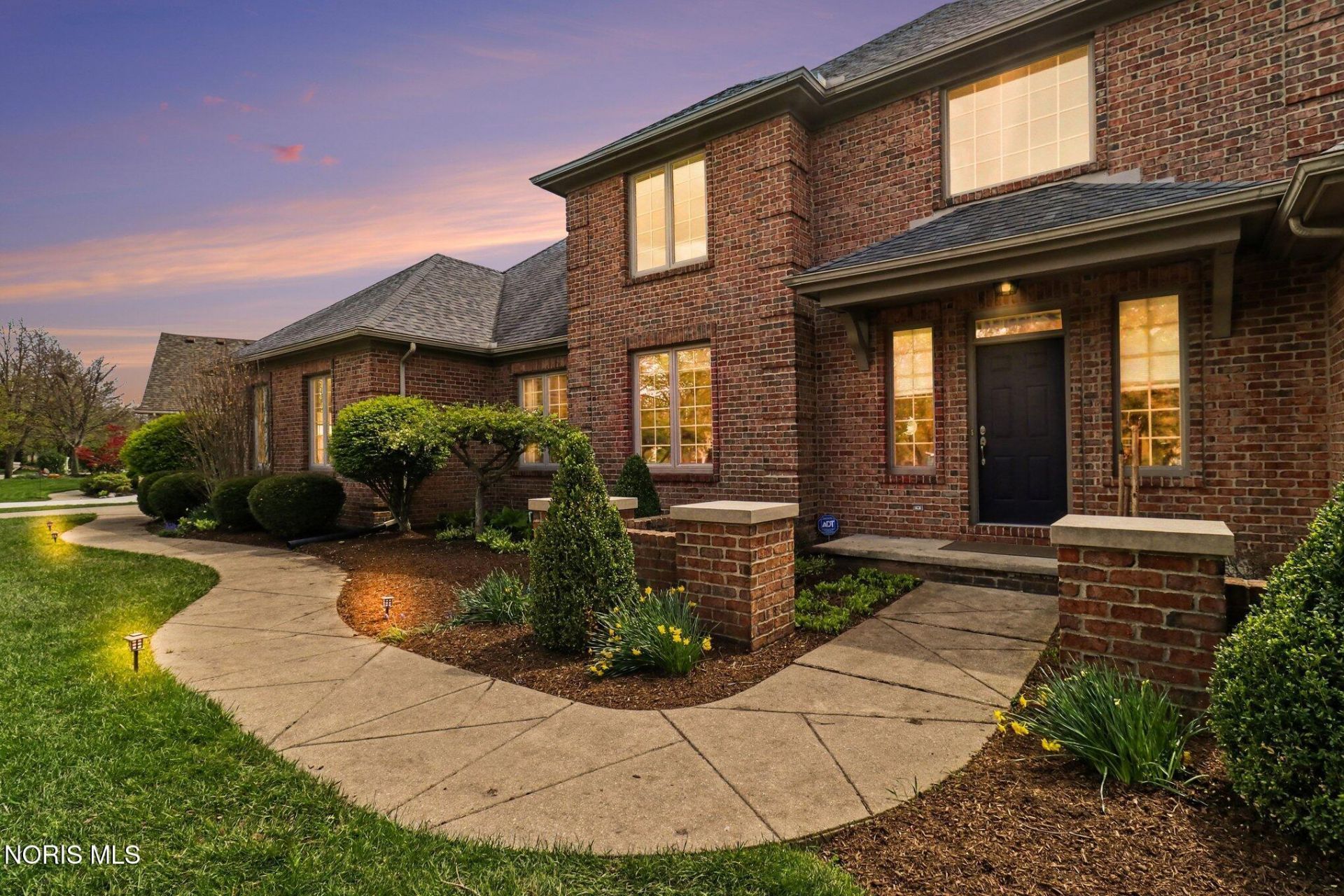 8737 Slate Ridge Court , Sylvania, OH 43560 Main Photo