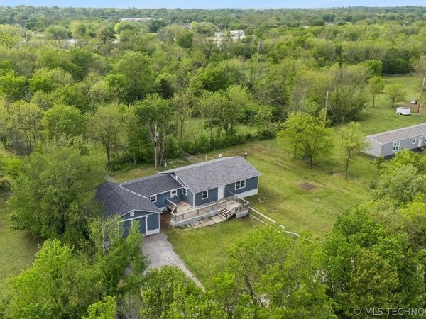 237 N Chase Street , Nowata, OK 74048