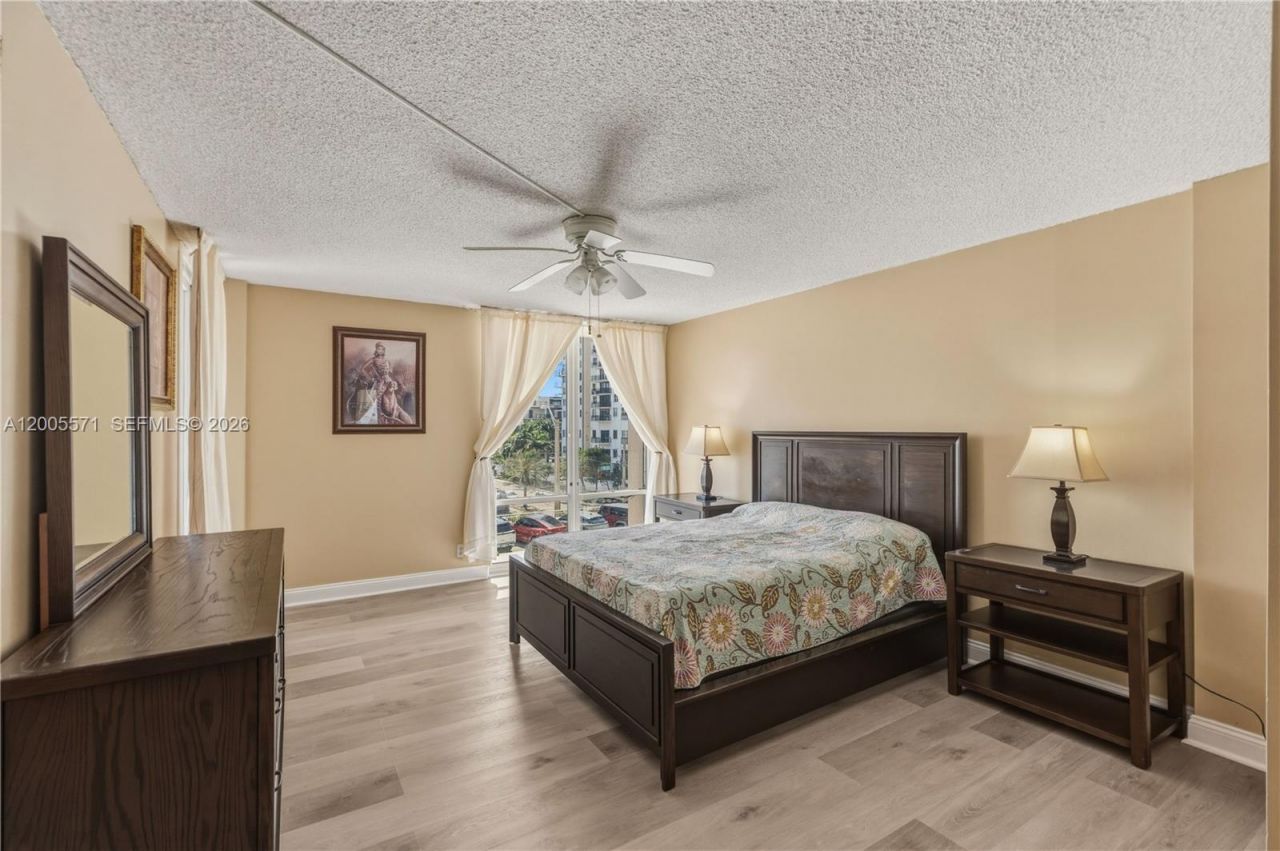 1600 S Ocean Dr , Unit 4G, Hollywood, FL 33019 Photo