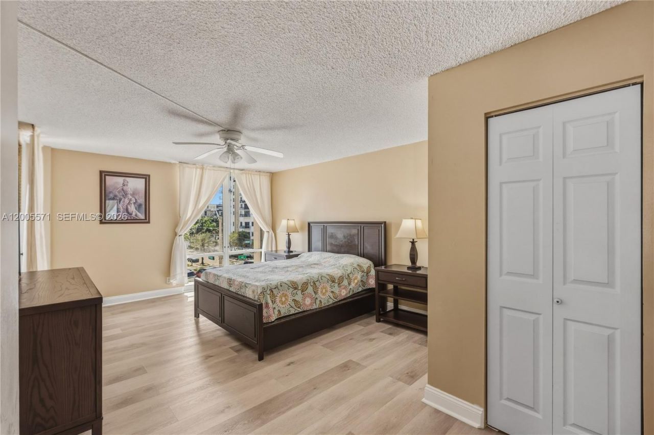1600 S Ocean Dr , Unit 4G, Hollywood, FL 33019 Photo