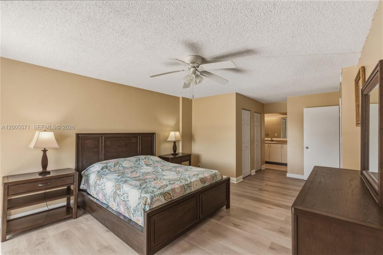 1600 S Ocean Dr , Unit 4G, Hollywood, FL 33019 Photo