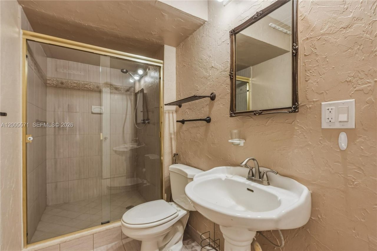 1600 S Ocean Dr , Unit 4G, Hollywood, FL 33019 Photo