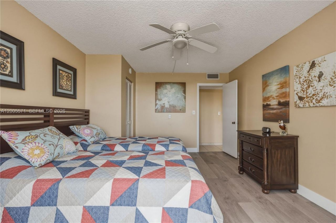 1600 S Ocean Dr , Unit 4G, Hollywood, FL 33019 Photo